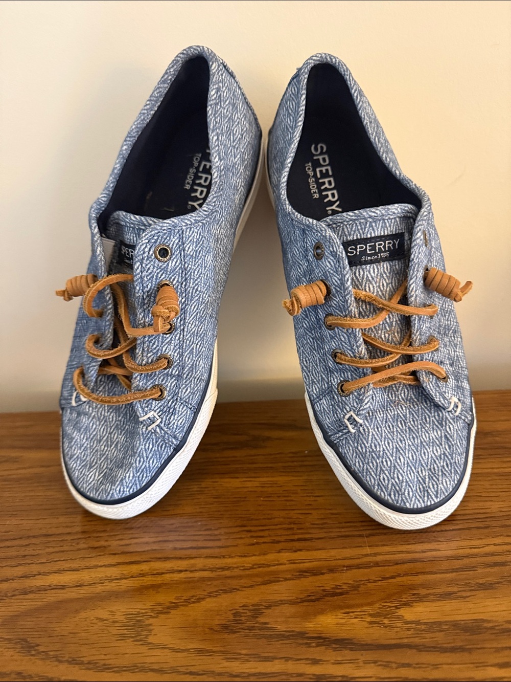 Sperry Topsider deck shoes 8.5